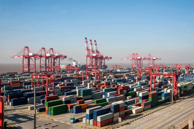 China container shipping port
